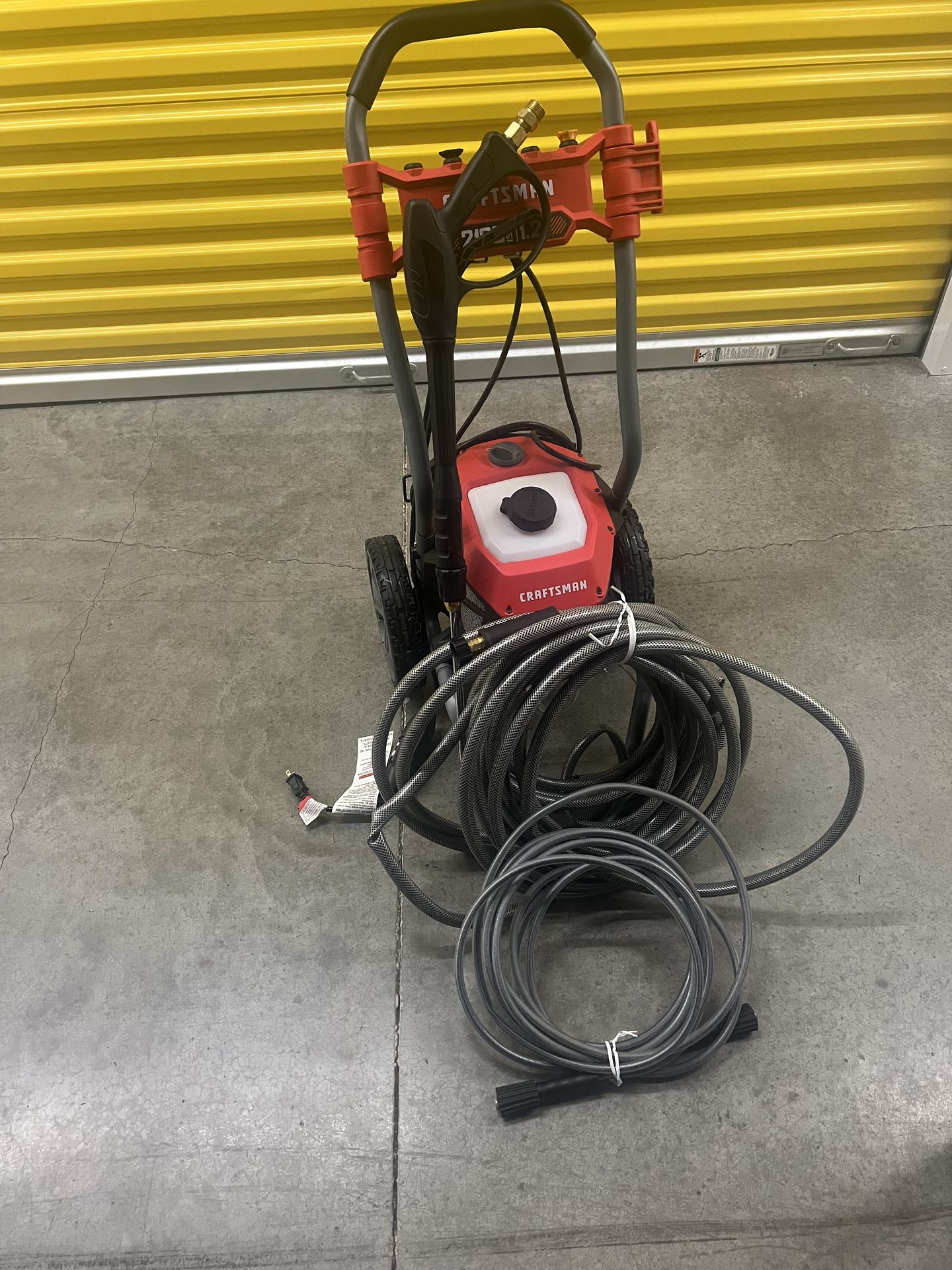Pressure washer