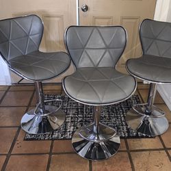Excellent Condition Silver Leather Bar Stools  