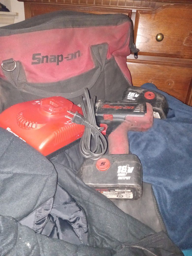 Snap-on Half Inch Cordless Impact Wrench 