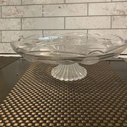 Royal Shell Collection- Large Footed Platter, Fine Crystal
