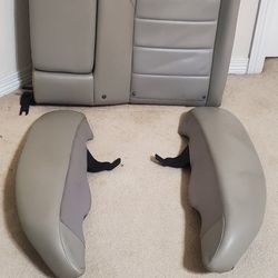 2007 Dodge Charger R/T Rear Seats