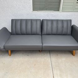 Modern Couch/Futon 