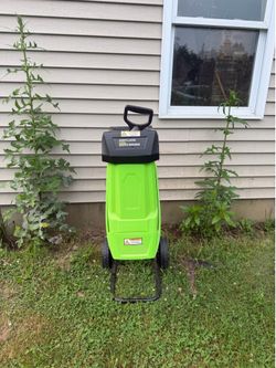 Portland Electric Chipper/Shredder – Works Great – Clean Condition