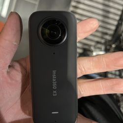 Insta360 X3