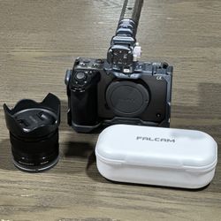 Sony FX30 w/ 35mm Lens & Falcam Cage + QR System 