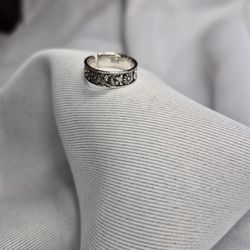Beautiful Sun and Moon Ring 9.25 Silver 