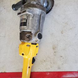 Black  Decker  7" Angler Sander