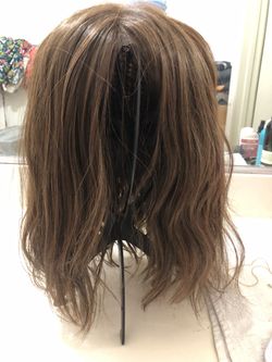 Raquel Welch "Wavy Day" lace front wig-Medium Brown. NWT