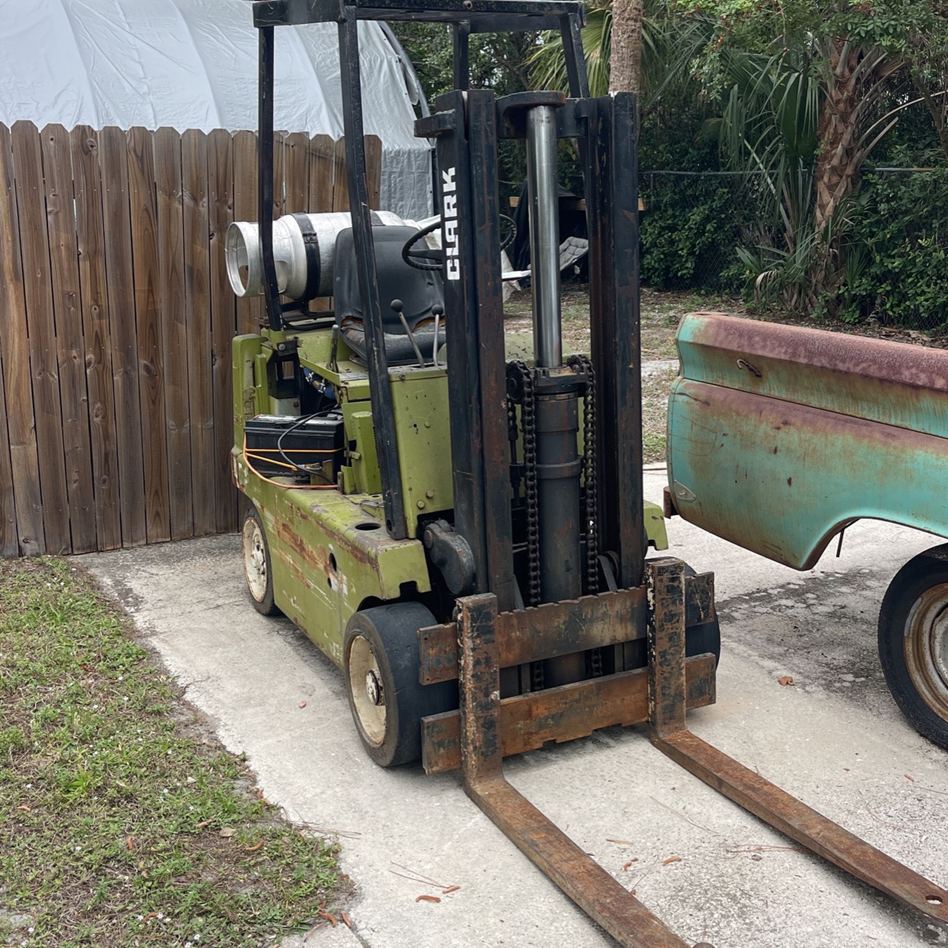 Clark Fork Lift