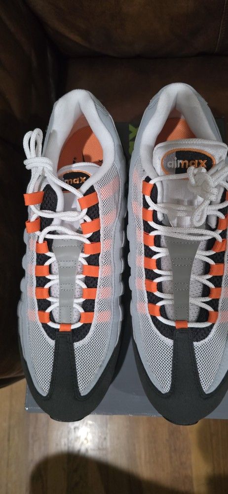 Air Max 95 OG 'Bright Mandarin' 2025