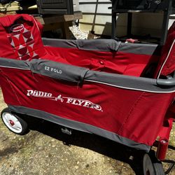 Radio Flyer EZ Fold Collapsible Wagon