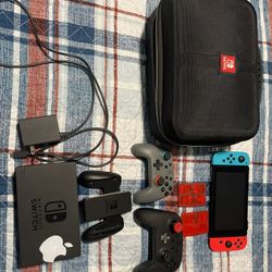 Nintendo Switch 