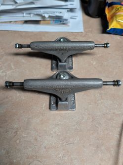 Independent Skateboard Trucks
