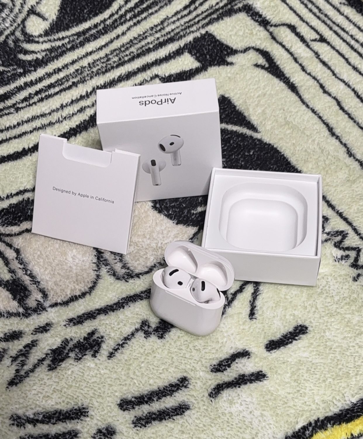 AirPods Gen 4