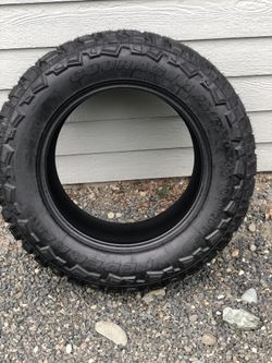 35 12.50 r20 federal mud terrain