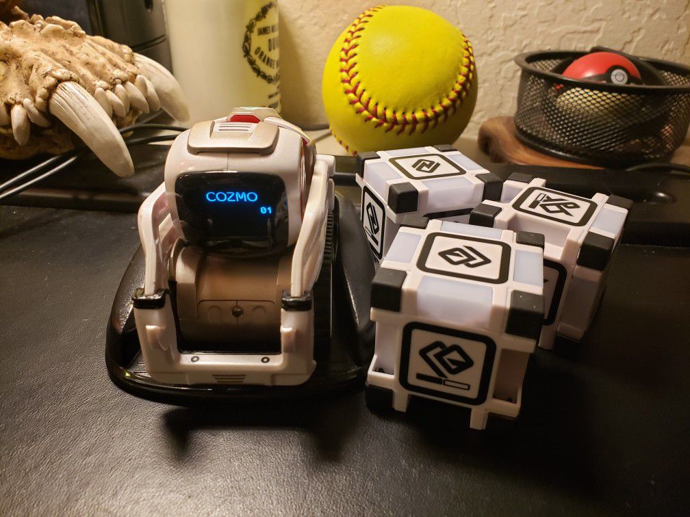 Anki Cosmo Smart Robot Toy