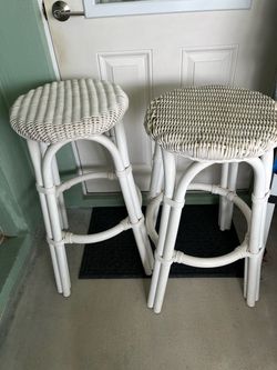 Wood wicker bar stools