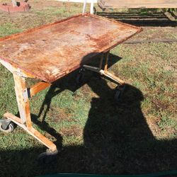Antique rolling table