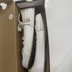 White Converse. Size 6 Women’s. Size 4 Men. 