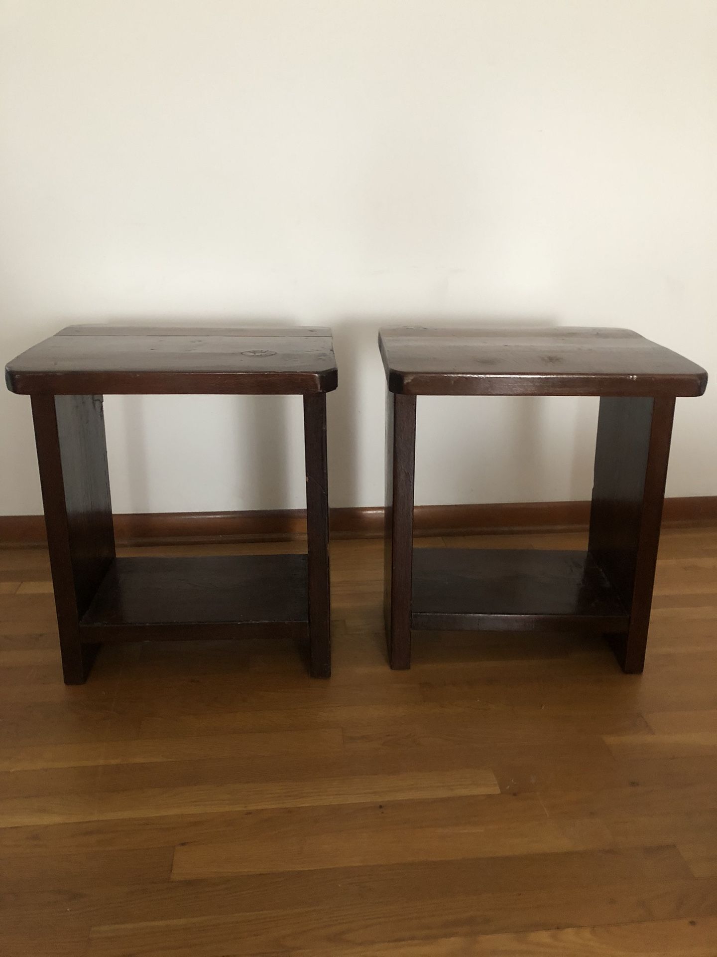 2 End Tables