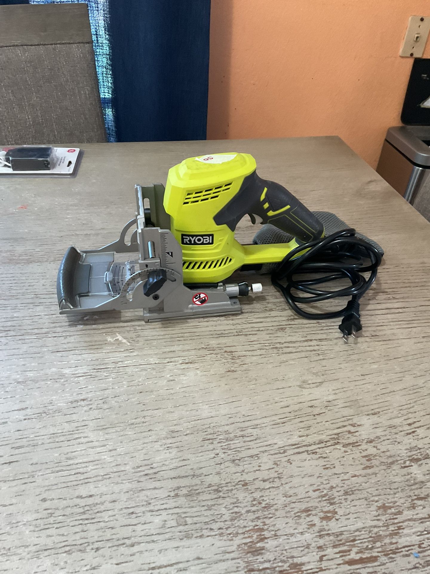 Ryobi Biscut Joiner Corded