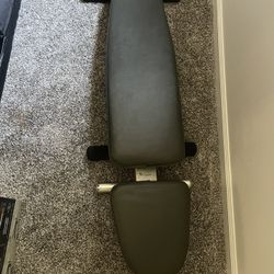 WEIGHT BENCH