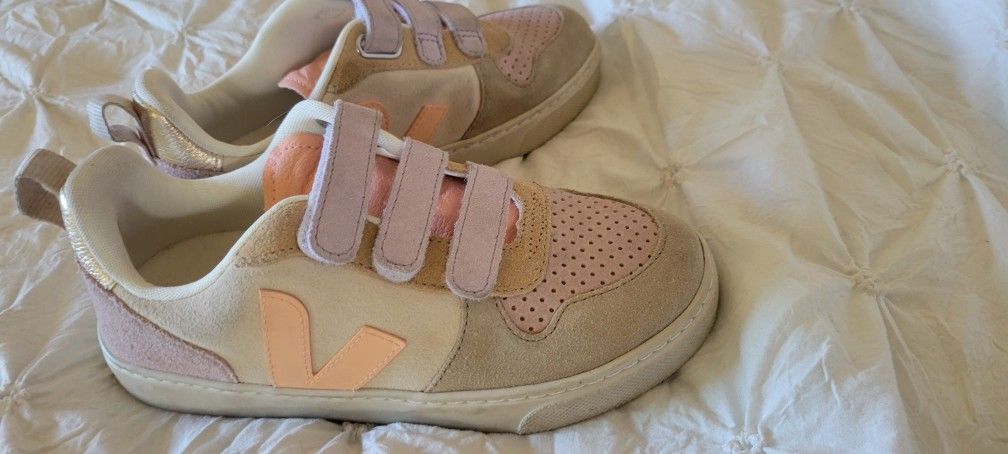 Veja Girls Sneakers