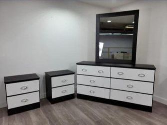 Đręsser Whįt Mįrror Anđ Ţwo Nąighţsţanđs /// Çomođa Çon Ęspęjo Y Đos Męsitas