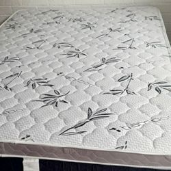 Qeen Size Mattress, Box Spring & Roll Frame
