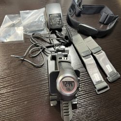 Garmin Forerunner 410 GPS-Enabled Sports Watch Heart Rate Monitor w/ Charger