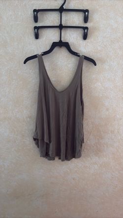 Women’s flowy tank top size M/L
