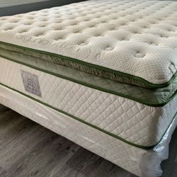 14in QUEEN Organic Elite Hybrid Gel Europillowtop Mattress And Boxspring 