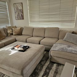 Sectional Sofa Couch and Ottoman 