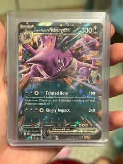 Team Rocket's Nidoking ex Destined Rivals