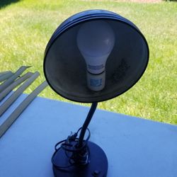 2 Feet Tall Nite Stand Lite Or Shop Table Lamp Black Color Flexes At The Neck