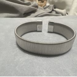 TOUS Stainless Steel Silver Tone Cuff Bracelet Ribbed Design Asymmetrical