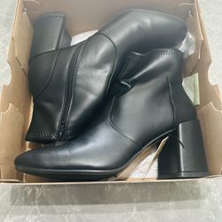 MADDEN NYC INSD Zip Bootie - Black - Woman’s Size 11 - NWT & Box