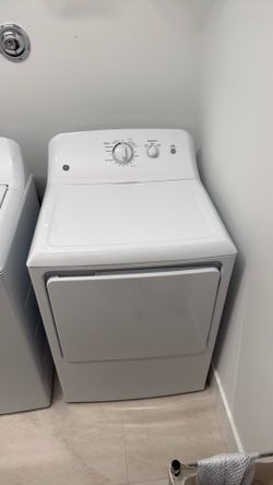 GE Dryer like new!