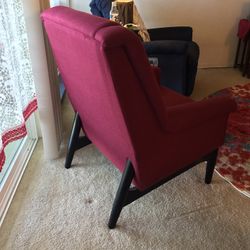 Red Fabric Chair  EXCELLENT CONDITION, LIKE NEW.