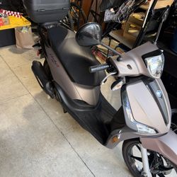 Piaggio Liberty S 150 Scooter
