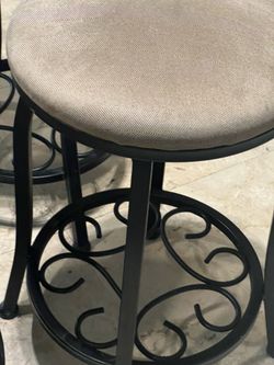 Bar stools sturdy $10 each