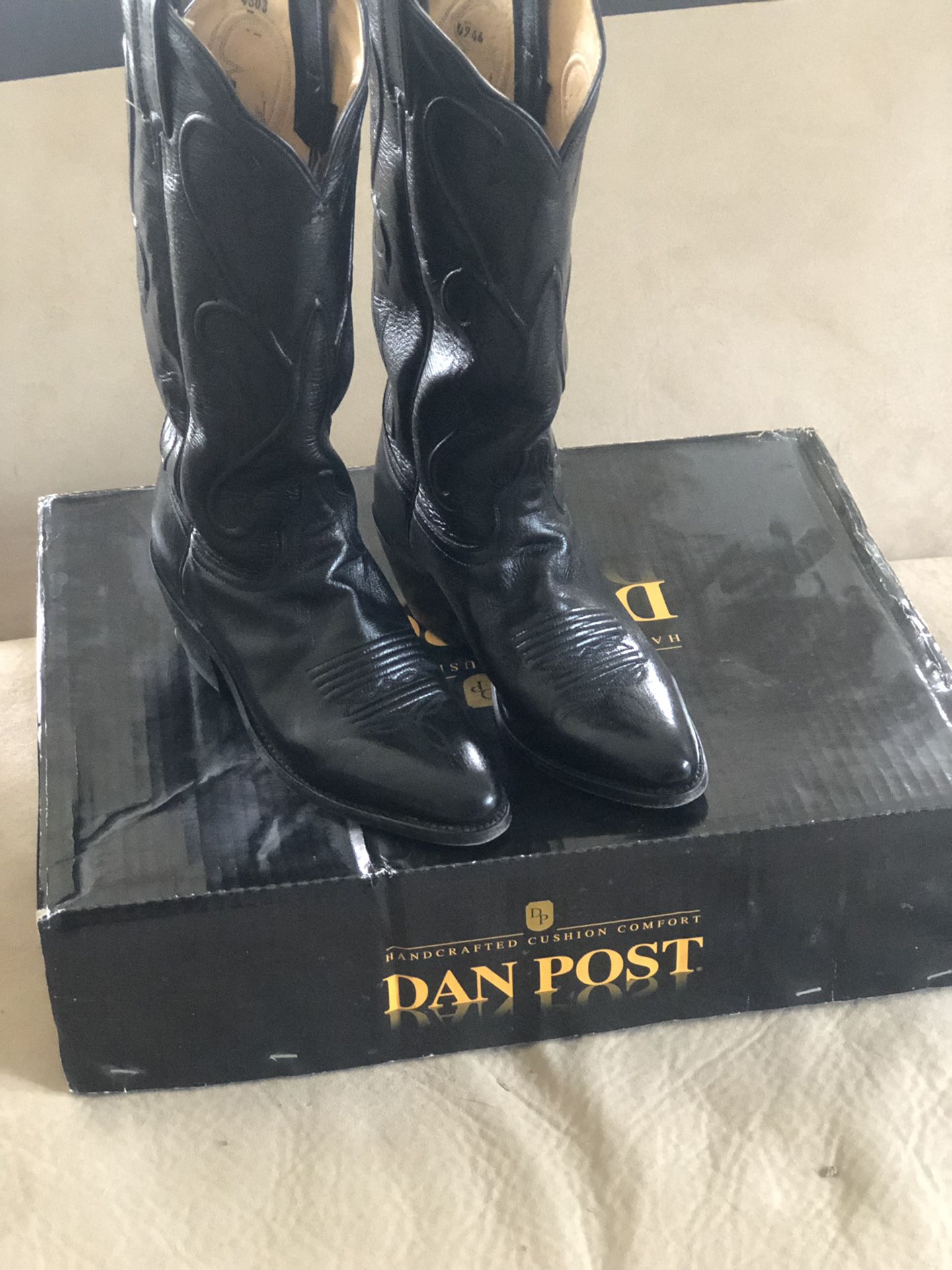 Dan Post lady’s boot size 7.