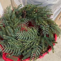Wreath New With Container
