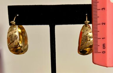 Earrings 14k  solid gold