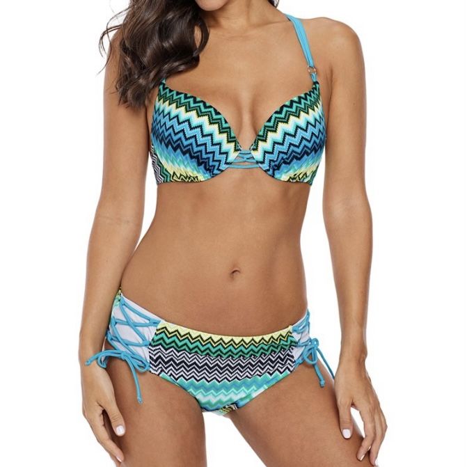 Women’s 2 Piece Wave Print Bikini Swim Suit Crisscross Tie Blue Green NWOT