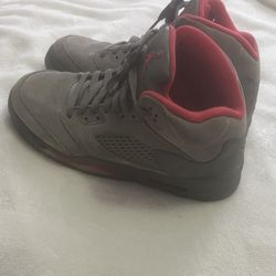 Jordan 5s  Size 4.5