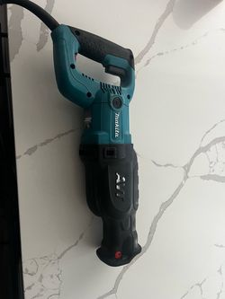 Makita sawzall