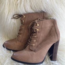Aldo Sz 6 Nubuck Suede Heeled Lace Up Boots
