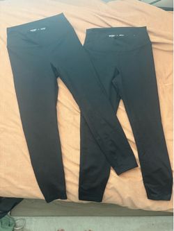 2 Pairs Old Navy CloudComfy Extra High-Rise Leggings – Size Medium
