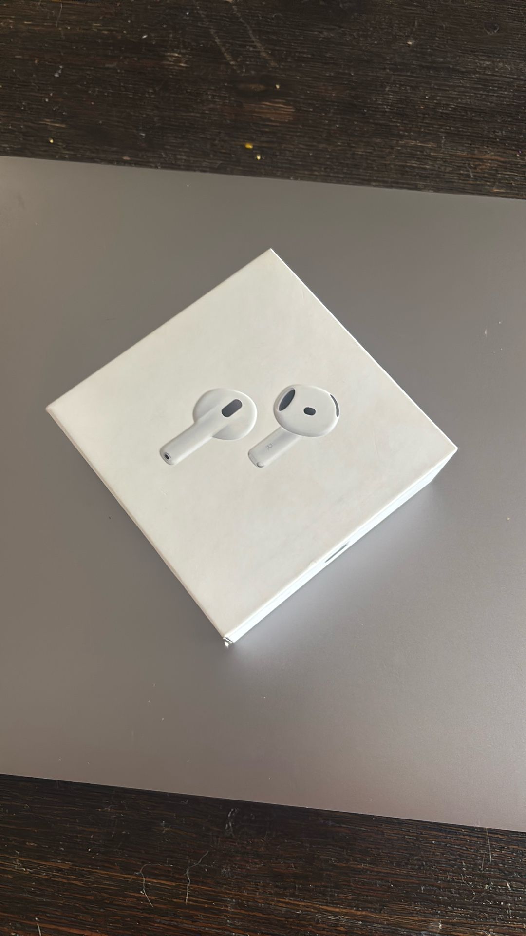 AirPods 4